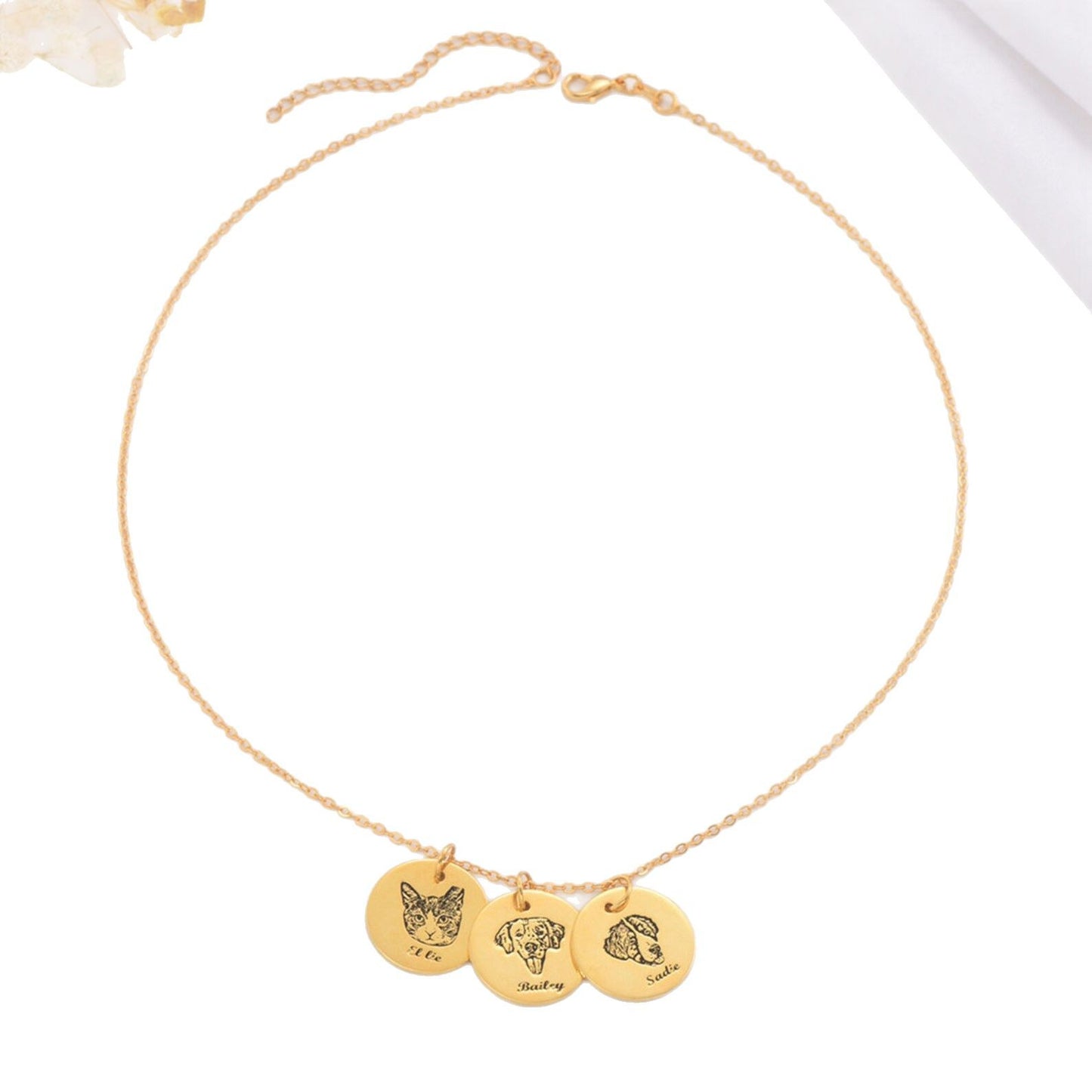 The Heritage Portrait Necklace